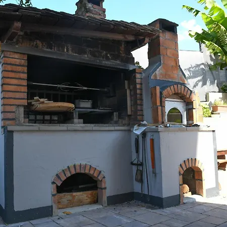 Il Giardino Dei Ciliegi Apartment *