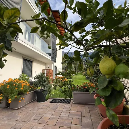 Il Giardino Dei Ciliegi Apartment Colico