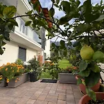 Il Giardino Dei Ciliegi Apartman Colico